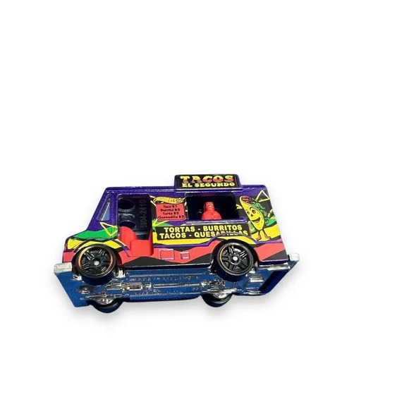 HW CITY WORKS QUICK BITE TACO TRUCK PURPLE HOT WHEELS 1/64 DIECAST CAR - Picture 6 of 6